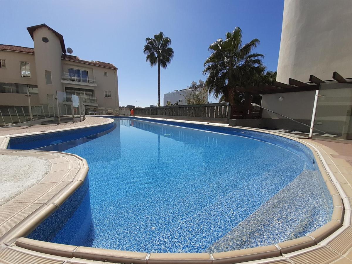 City Flats 2 Bedroom Apartment Larnaca Dış mekan fotoğraf