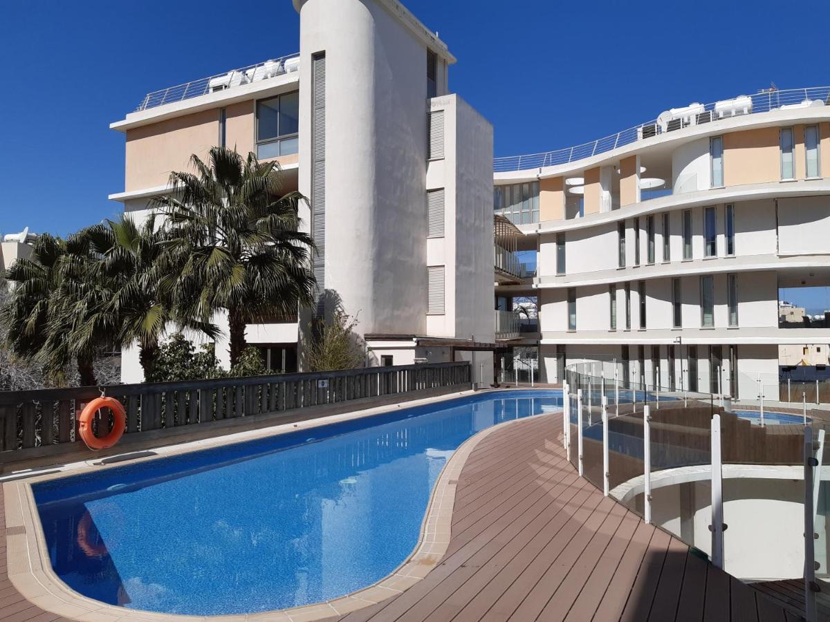 City Flats 2 Bedroom Apartment Larnaca Dış mekan fotoğraf