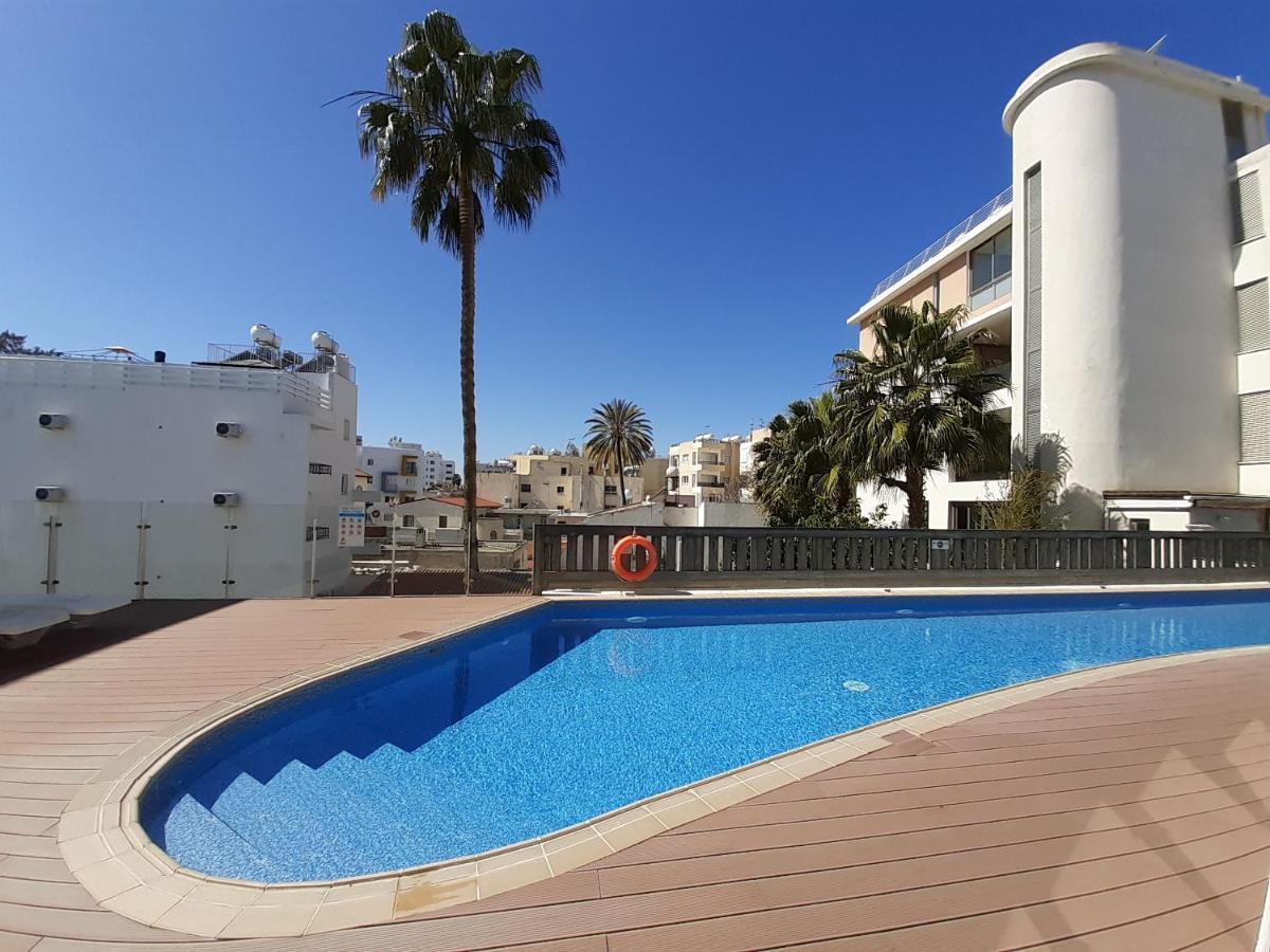 City Flats 2 Bedroom Apartment Larnaca Dış mekan fotoğraf
