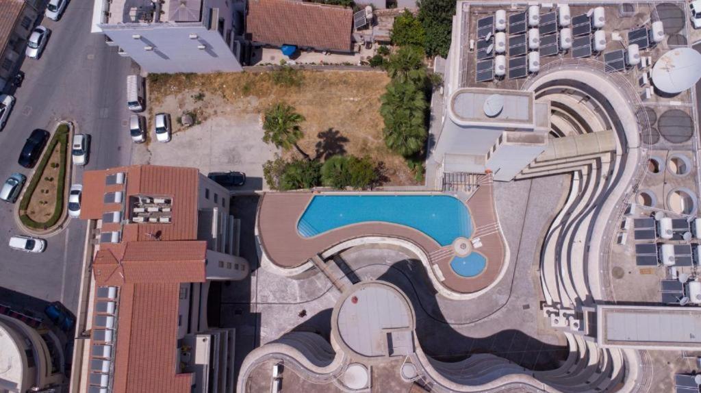City Flats 2 Bedroom Apartment Larnaca Dış mekan fotoğraf